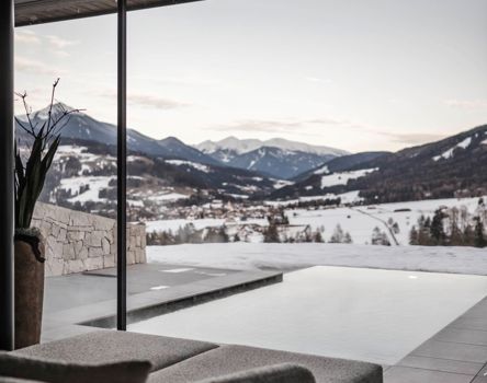 Projekt: Lodge K-View Olang - Tip Top Fenster & Systeme - Fenster und Verglasungen aus Südtirol - BERGUNDTAL ARCHITEKTEN