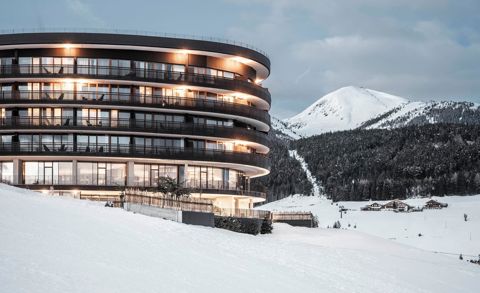 Projekt: Hotel Familiamus Meransen - Tip Top Fenster & Systeme - Verglasungen und Fenster