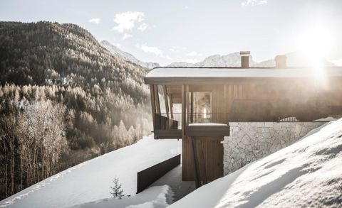 Ein Chalet in der Sonne