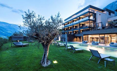 Projekt: Mair am Ort Living Hotel B&B Partschins - Tip Top Fenster & Systeme - Verglasungen und Fenster aus Südtirol