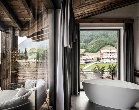 Projekt: Hotel Wagnerhof Achensee - Tip Top Fenster & Systeme - Verglasungen, Fenster und Türen aus Südtirol