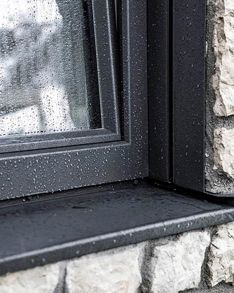 Accessori per finestre: un davanzale esterno