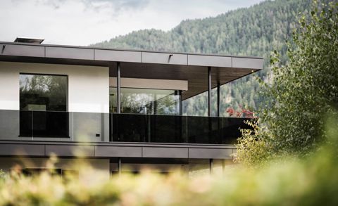 Projekt: Wohnhaus Mühlbach - Tip Top Fenster & Systeme - Fenster, Türen und Beschattung