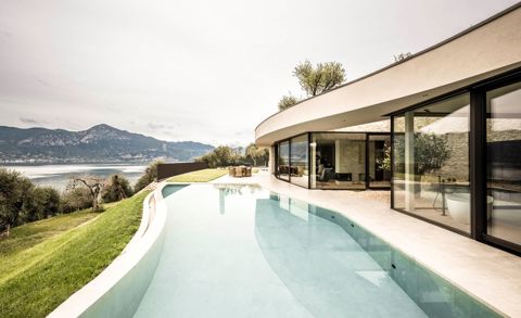 Projekt: Villa am Gardasee - Tip Top Fenster & Systeme - Fenster und Verglasungen aus Südtirol