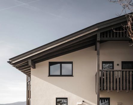 Projekt: Wohnhaus Kastelruth - Tip Top Fenster & Systeme - Fenster und Verglasungen aus Südtirol