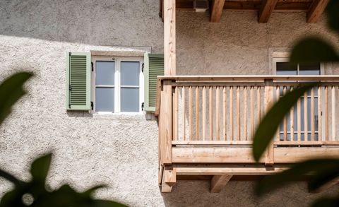 Projekt: Altbausanierung Tramin - Tip Top Fenster & Systeme - Türen und Fenster mit Jalousien aus Südtirol