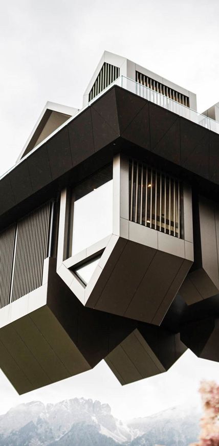 Projekt: Hotel Hubertus Heaven & Hell Olang - Tip Top Fenster & Systeme - Verglasungen und Fenster im Glas