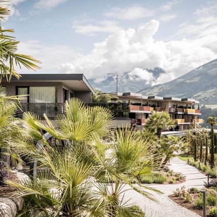 Projekt: Hotel Johannis Dorf Tirol - Tip Top Fenster & Systeme - Fenster und Verglasungen aus Südtirol