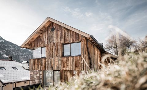 Projekt: Wohnhaus St. Ulrich - Tip Top Fenster & Systeme - Türen und Fenster aus Südtirol